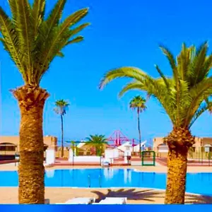https://sea-view-apartment-in-the-great-location.tenerifehoteles.net